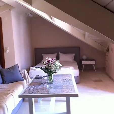 Monteduca Apartment *
